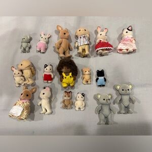 Calico Critter Toy Collection 18 pc